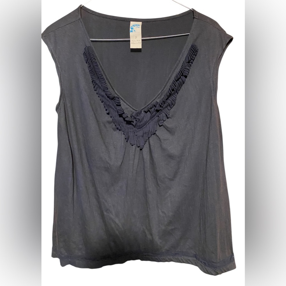 Sleeveless Blouse